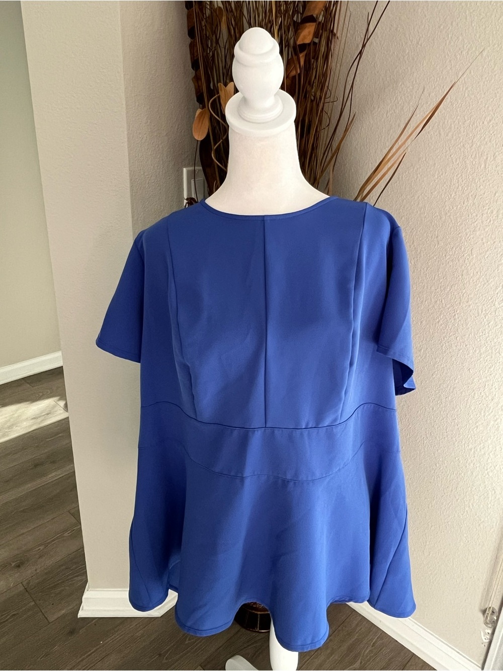 NWOT Lane Bryant Periwinkle Blue Sleeveless Tunic Top Size 22